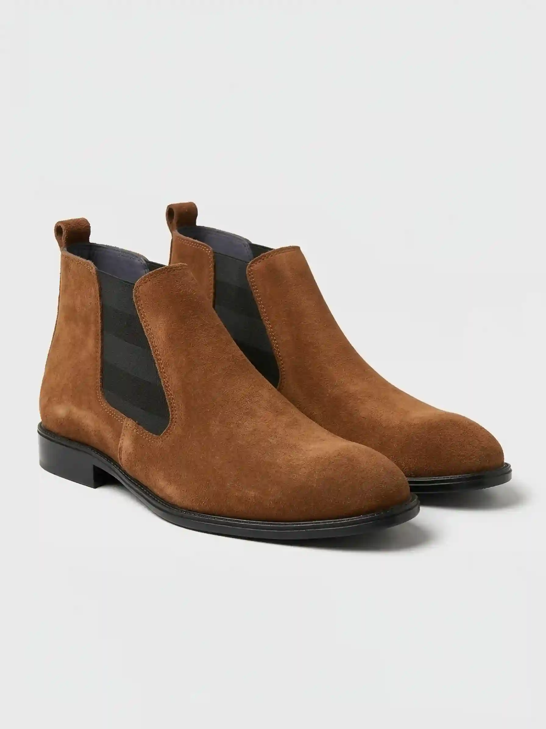 The Legend – Brown Suede Chelsea Boots