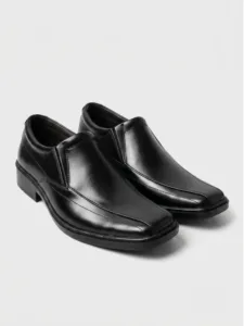 slipOn-leather-shoes